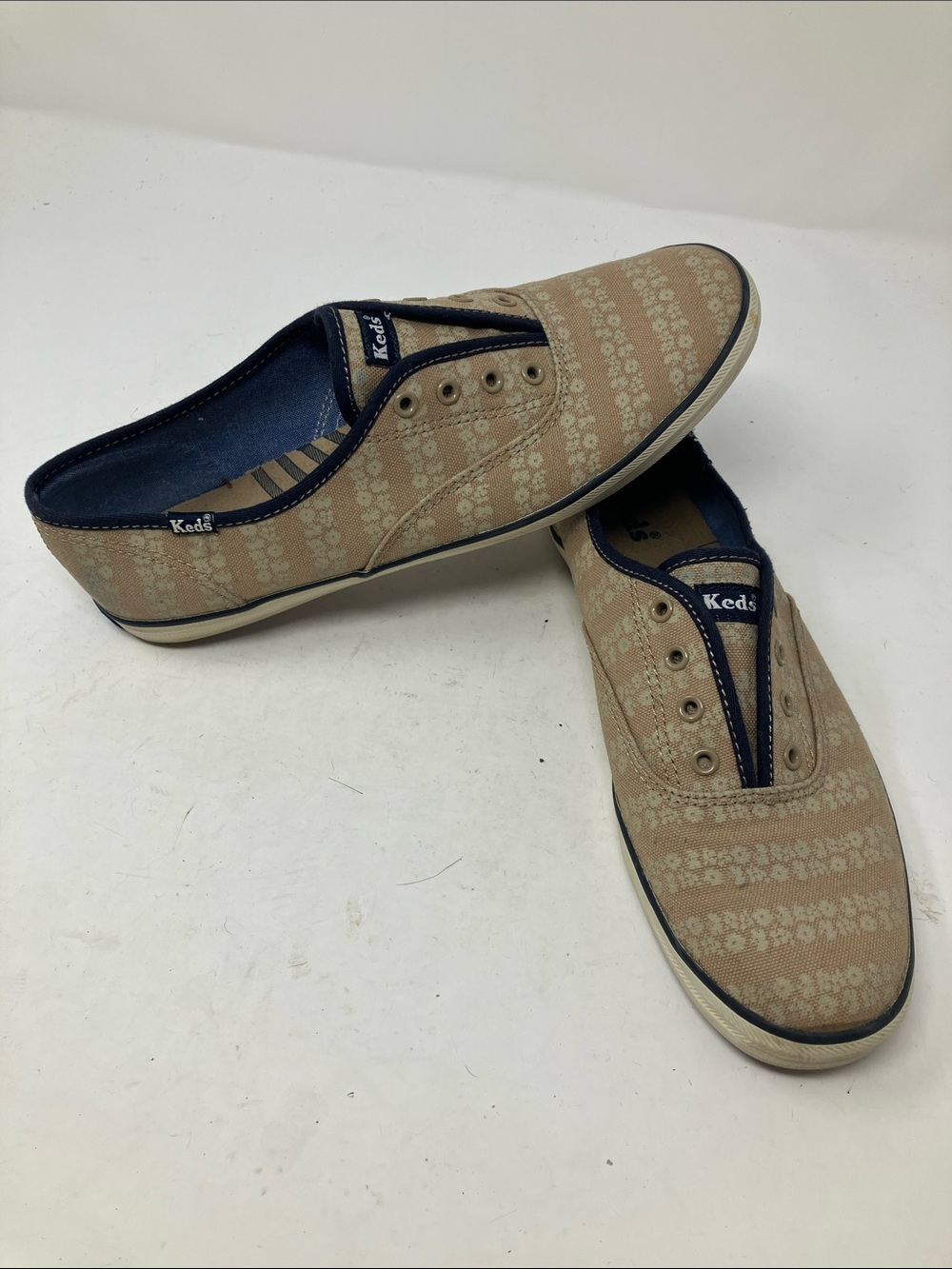 Keds Women’s Tan Navy Floral Laceless Canvas Slip On Sneakers Size 8.5